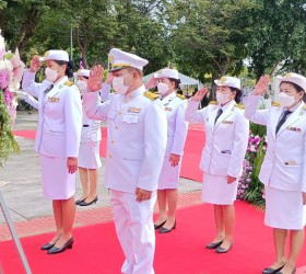 นายพิชพล ชิณเพ็ง หัวหน้าฝ่ายส่งเสริมการศึกษา ศาสนาและวัฒนธรรม พร้อมคณะเจ้าหน้าที่ อบต.รอบเมือง ร่วมพิธีวางพวงมาลาพระบาทสมเด็จพระจุลจอมเกล้าเจ้าอยู่หัว เนื่องในวันปิยมหาราช ณ ศาลากลาง จ.ร้อยเอ็ด