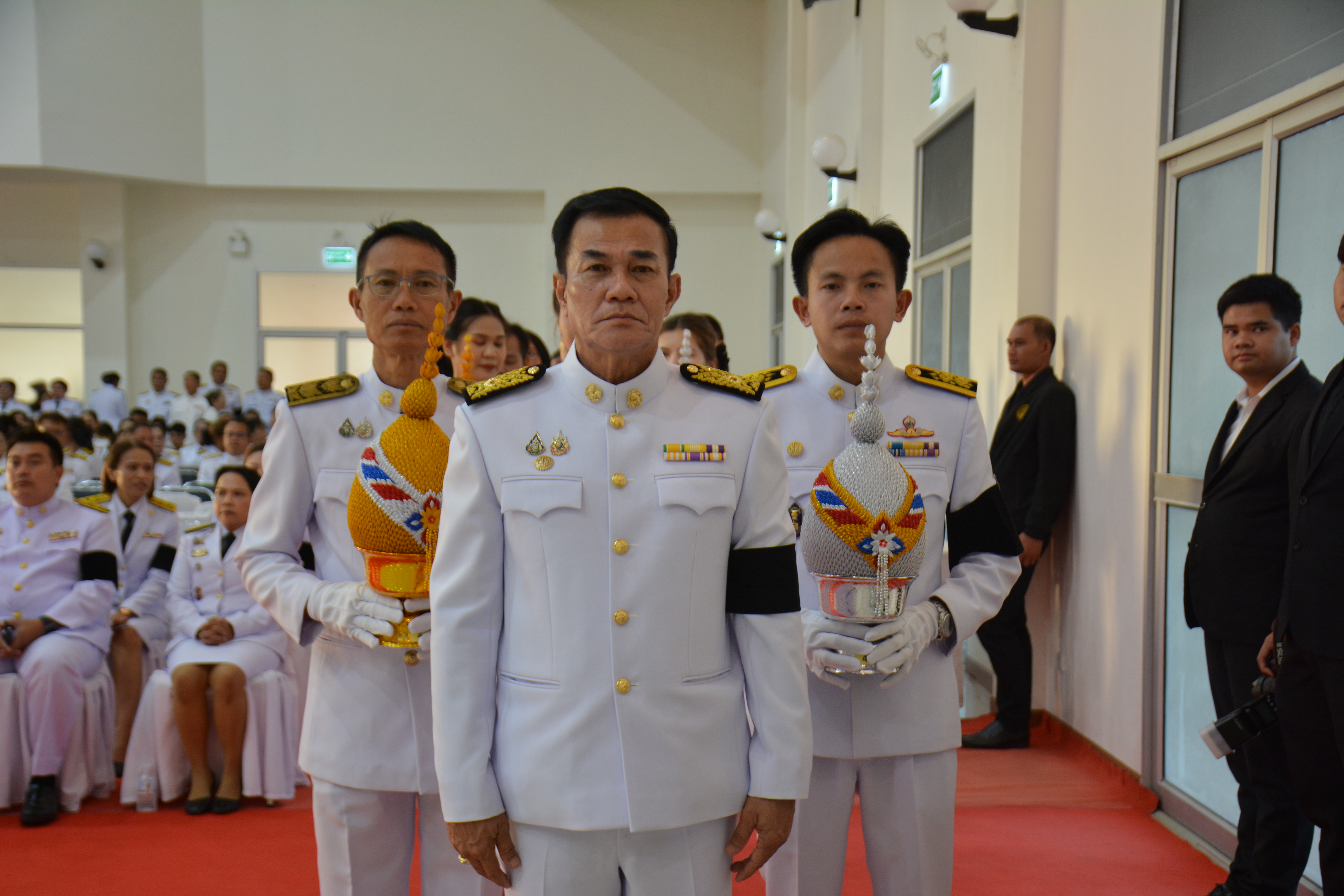 องค์การบริหารส่วนตำบลรอบเมือง  เข้าร่วมงานราชพิธีเนื่องในโอกาสวันเฉลิมพระชนมพรรษา สมเด็จพระนางเจ้าสุทิดา พัชรสุธาพิมลลักษณ พระบรมราชินี เพื่อเป็นการน้อมรำลึกในพระมหากรุณาธิคุณ